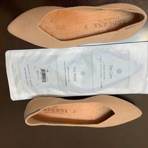 ROTHY's The Point Ecru w Zederna &  Rothy insoles-unopened size 8